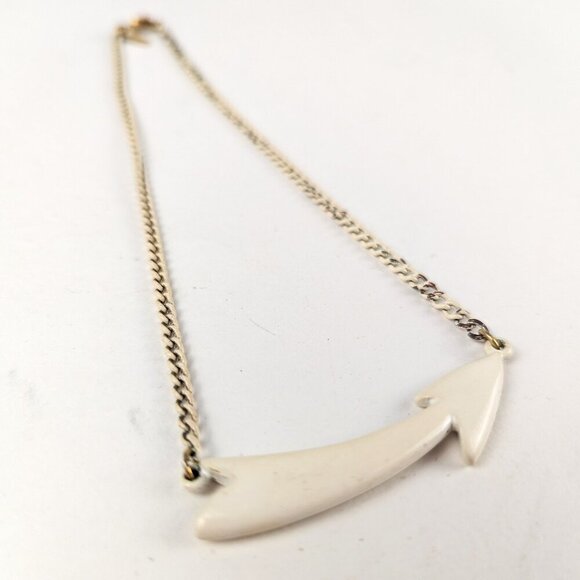 Vintage Monet White Arrow Chain Necklace - Picture 1 of 6